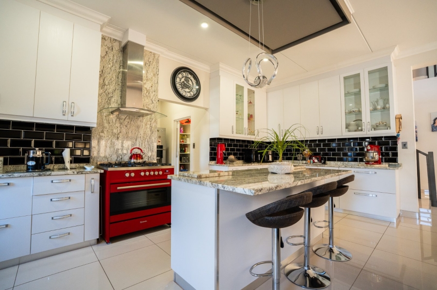 3 Bedroom Property for Sale in Wilkoppies North West
